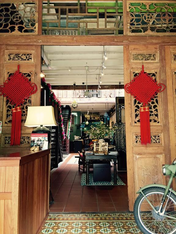 You Le Yuen Джорджтаун Экстерьер фото